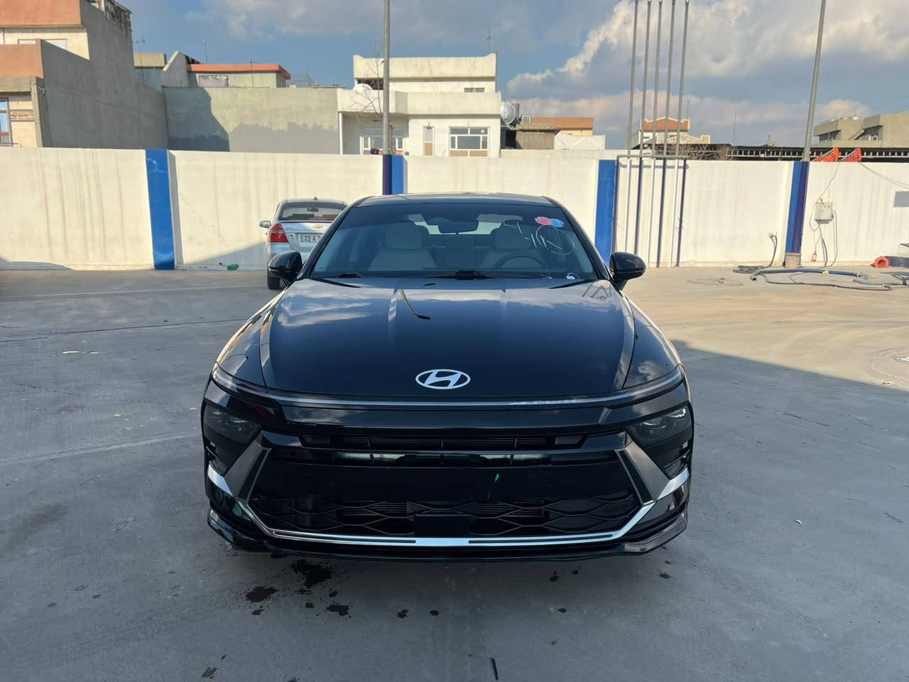 Sonata 2024
مواصفات 
بصمة
رادار
تحديد سرعة 
و بعد بيها هواي مواصفات 
بس واحد باب صبغ طرف نفر 
بدون ايرباك
بجم و خلف كبس
سعر:١٨٥$
رقم موباييل : ***********
مكان سيارة: اربيل
