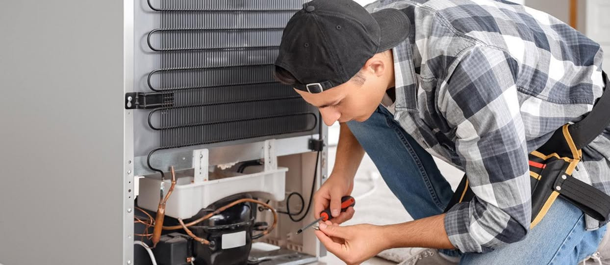 🛠️📢 إعلان صيانة الثلاجات! 📢🛠️

ثلاجتك تبريدها ضعيف، او ثلاجتك تحولت لفرن🔥🥵😁، احنا هنا حتى نساعدك! 🤩

خدماتنا:
✅ صيانة ثلاجات بكافة الأنواع والموديلات
✅ تغيير قطع الغيار الأصلية
✅ تنظيف وصيانة دورية
✅ أسعار تنافسية وخدمة سريعة

💪 فريقنا عنده خبرة سنين في مجال صيانة الثلاجات،وراح نوصلك في أقرب وقت وبكل احترافية! 
للاستفسار  اتصل وتدلل 🥶❤️
***********
واتس اب. 
خلي ثلاجتك دائما في أحسن حالة ويانه! 😍👍
صيانة_ثلاجات #خدمة_عملاء
#اربيل_هفلان 
#اربيل
