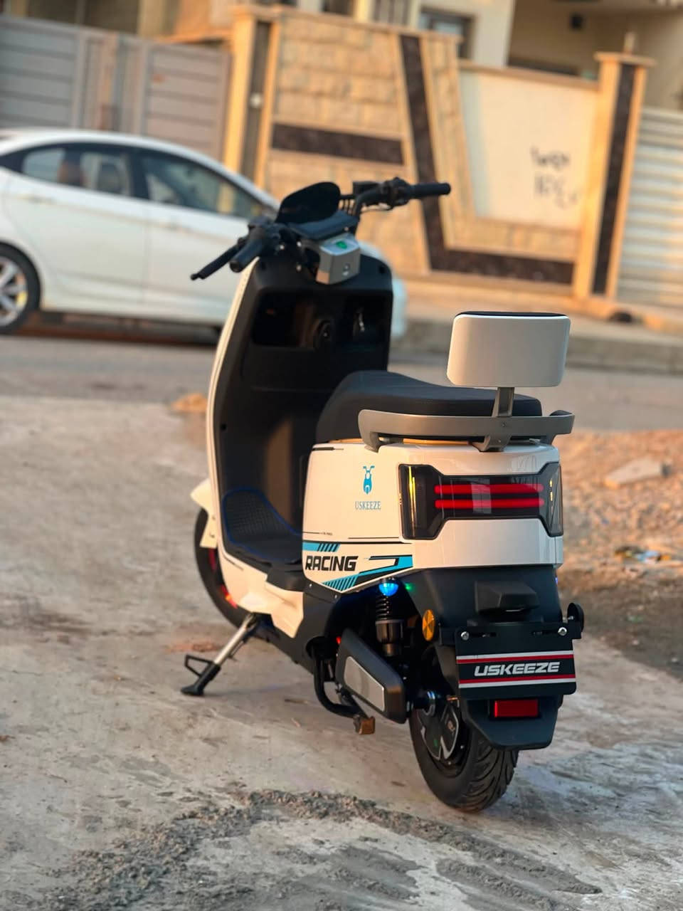ماطور اوباما للبيع سعرو 450وبي مجال شي قليل متوازي على بيعتو بي حادث خفيف والعقل رياضي ومبرمج ***********
