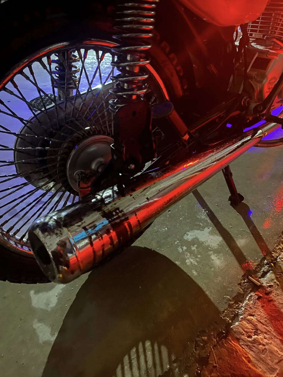 سلام عليكم عندي صلنصه كاتم اريد مراوسه ويا ايو صوت


**إذا كنت صاحب هذا الإعلان وتريد حذفه لأي سبب، رجاءا أرسل رسالة إلى الدعم الفني**