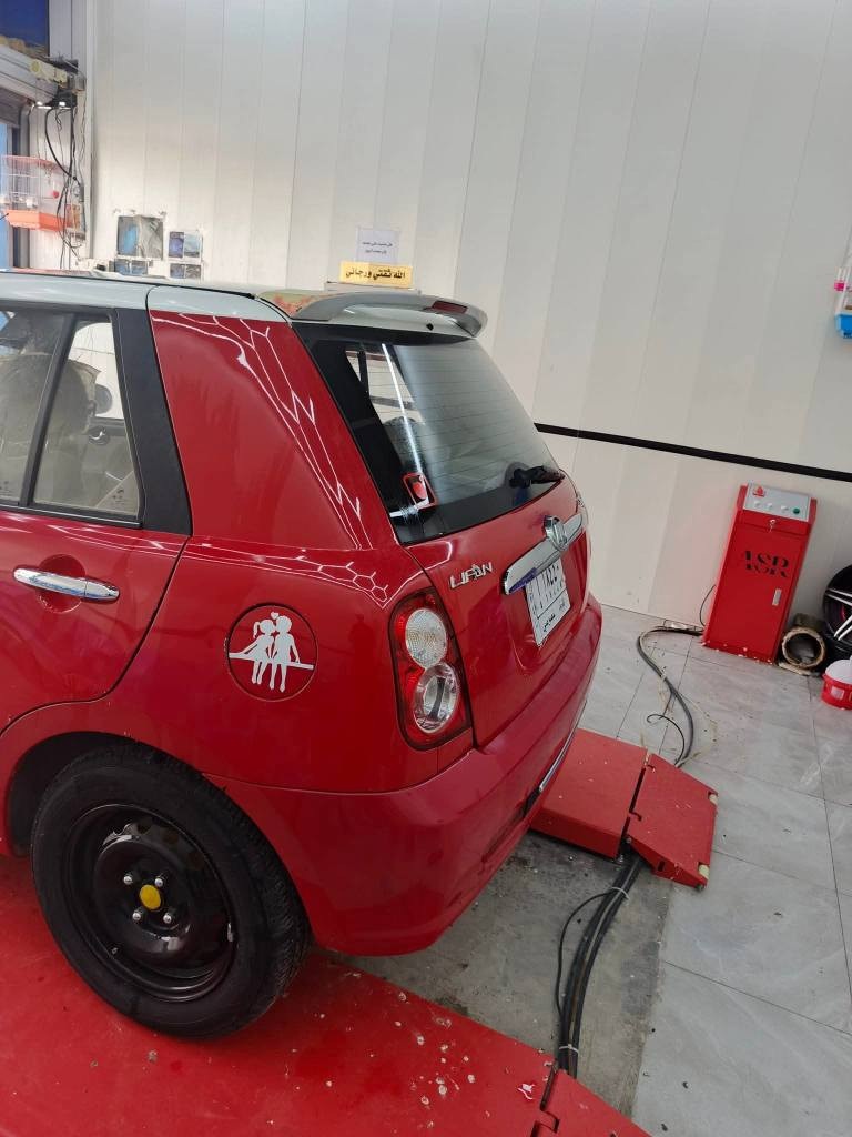 السلام عليكم ورحمة الله وبركاته للبيع سيارة ليفان 320بيها باب السايق والبنيد كلير فقط العنوان النجف الاشرف سيارة كير مكينه حداديه جديده بيها صوت بل باور مال لستيرن فقط وتبريدها نقصه كمبريسر والباقي كله جديد السعر 40 وبيها مجال قليل للشراي هاذا رقمي غير متواجد على الفيس *********** النجف, العراق
