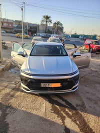 للبيع سوناتا موديل 2024 الحادث : كلين بيها بس بارد بخشم البنيد والسونر...