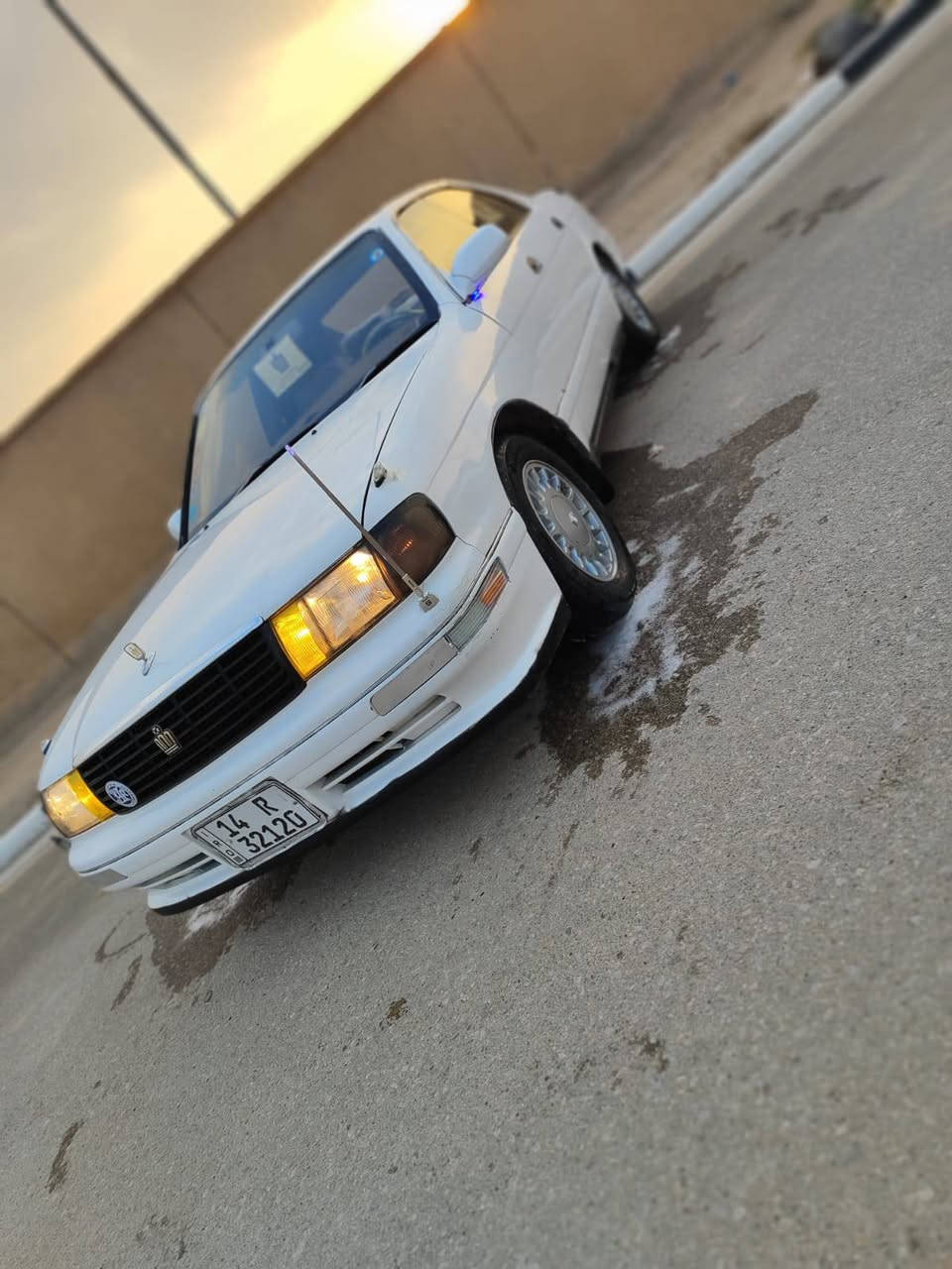 السلام عليكم والرحمه
للبيع تويوتا كراون بطه فصل  موديل 2000اصل رقم بصره نكليزي 
مشروع وطني تحويل بكل المحافظات. مكفوله كفاله عامة
من الگصه ونقل الجثه والضربه  والعيب الشرعي
حداديه جديده شرط گير ومكينه وتبريد ثلج تخم تاير
تبريد قطعتين... فنر بلاد...كشنات كهربائي مانع انزلاق فول سياره سياره مال جناي ماعوزها برغي
العنوان كربلاء المقدسه. السعر60 وبيها مجال قليل
للاستفسار. *********** وتساب هم بي
