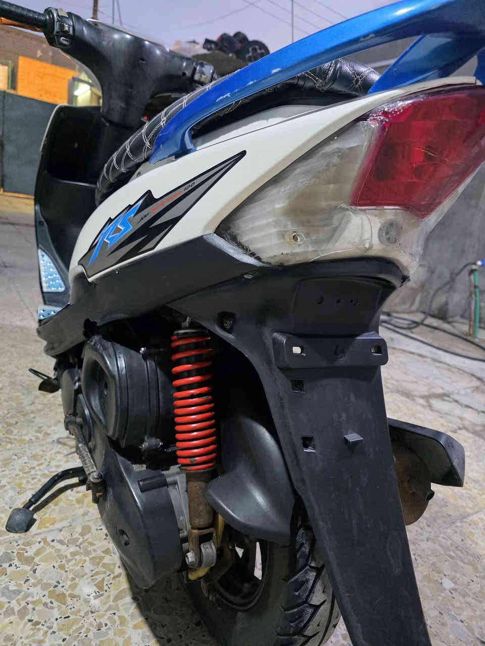 سلام عليكم دراجه للبيع ماكس عدله كلشي شغال سلف هندر كهرباءيات شغال كامله دراجه نضيفه كلش سعر خاص ***********
