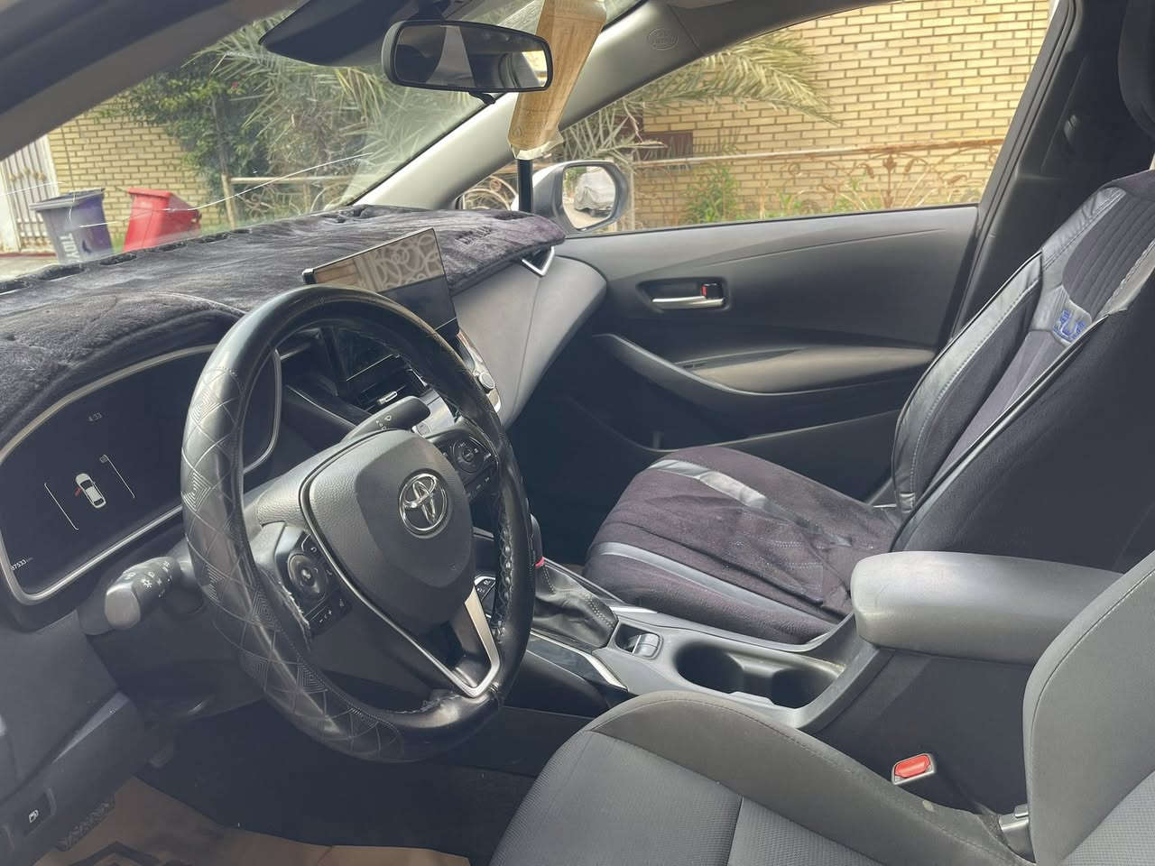 موديل 24 هايبرد
السعر 134
قفل قفل 
عليها غرامات 14 ورقه ينكطعن من السعر 
تحويل مباشر ***********
