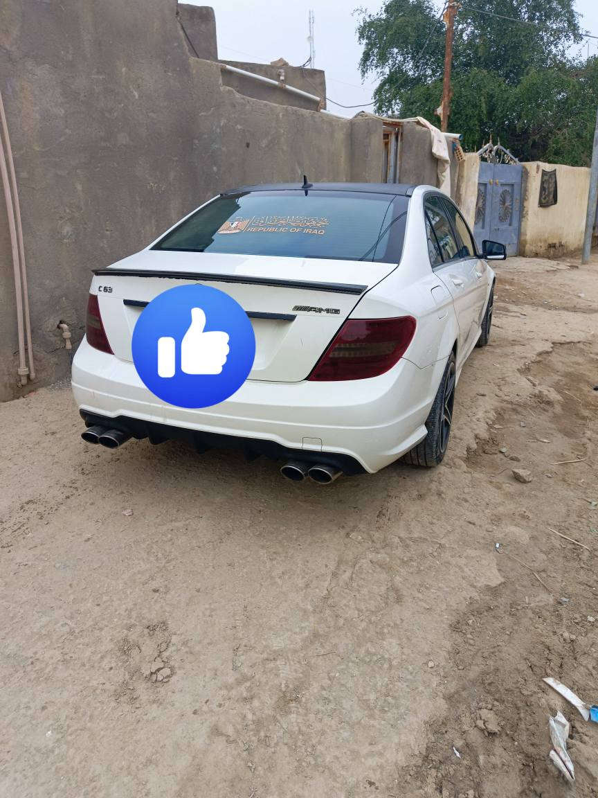 للبيع مرسدس 2012/محرك 6 سي/204. رقم بغداد انكليزي بيه تبديل بنيد وجاملق وباب ابدون ضربه /حداديه جديده حاب تستفسر اتصل *********** وتساب موجود اسعر 130 وقابل التفاوض

