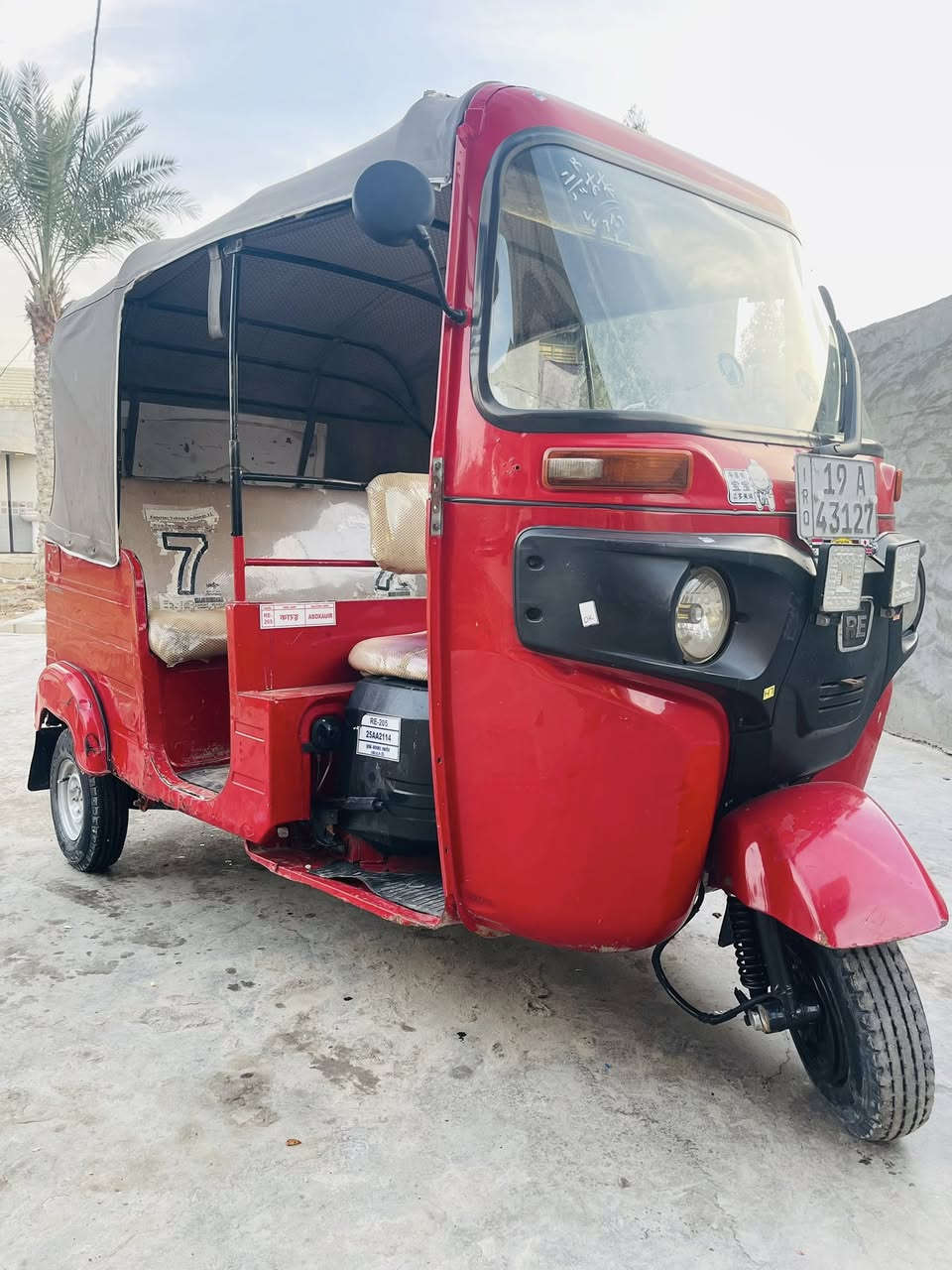 تكتك للبيع ٢٠١٨بسمي مكينه وكير وتخم تاير بدون صبغ رقم الهاتف ***********مكان بغداد منظومه زنون كهربائيات كله شغاله
