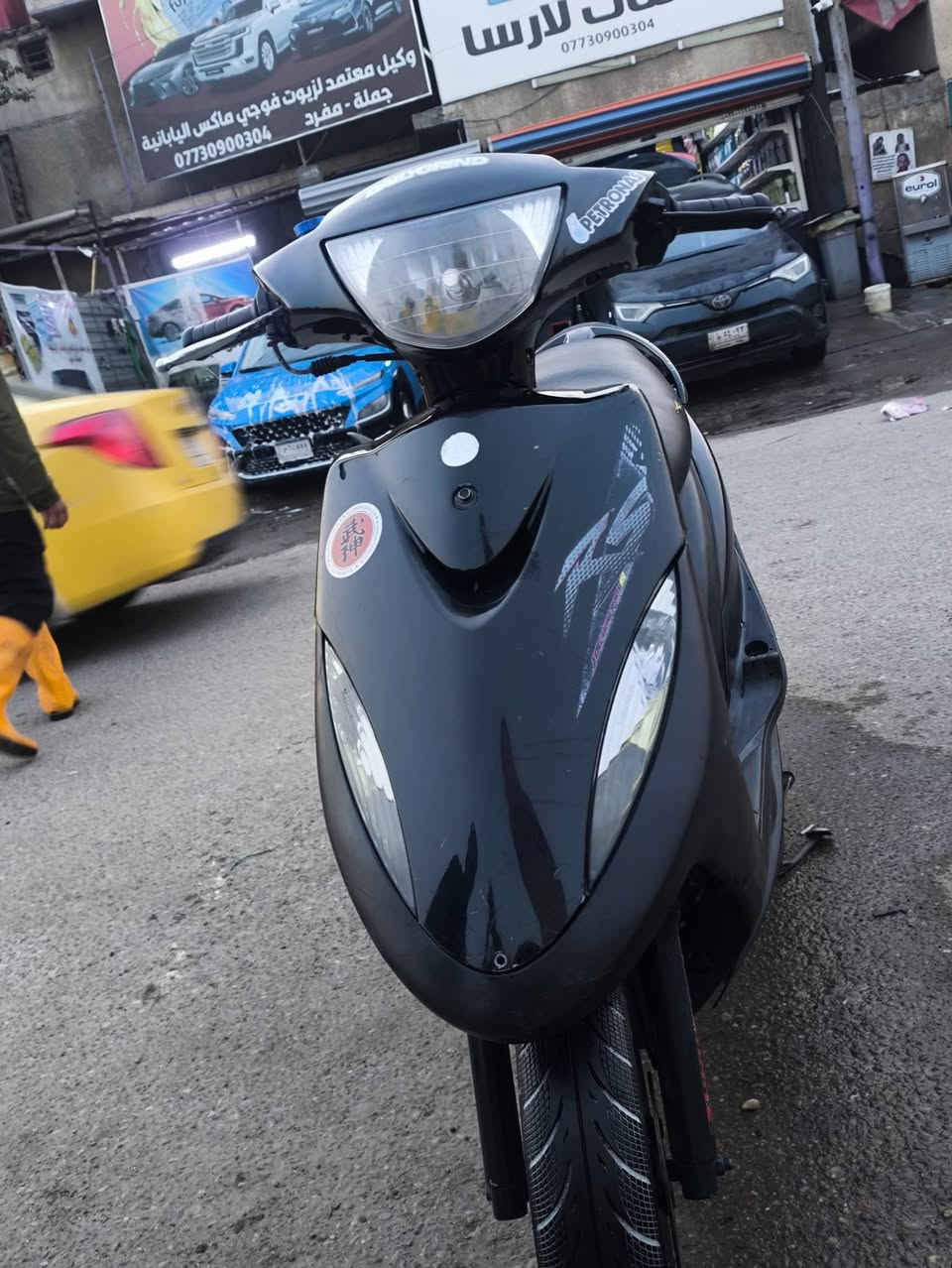 السلام عليكم ورحمة الله وبركاته 
دراجه نوع ماكس عدله
دراجه خير من الله 
مكينه تشك لكاع 
بلادي 49 😉
دراجه كفاله 
بلادي الدراجه اي نقص ما بيها 
تشغل وتطلع 
اوراقها كامله 
السعر :750 وبيها مجال للطيبين 
المكان البياع شرطه الرابعه 
الرقم *********** 
الواتساب ***********
