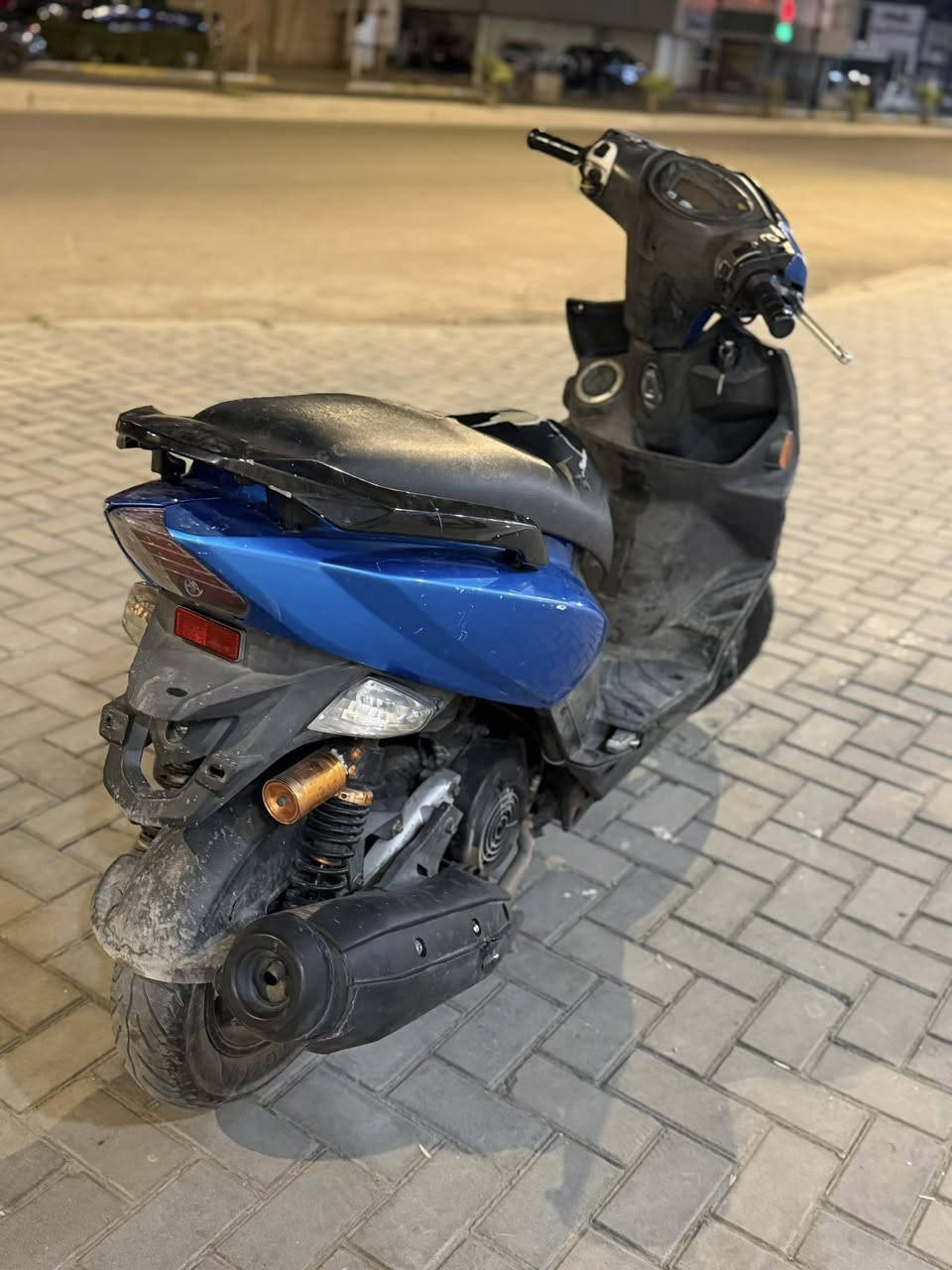 سلام عليكم جي تار مزوده تزويد حلو بيه دبلات خلفي وفراك وبيه دبلات امامي وفلنجه وفج  ملقط ويدات  بريك  نقصه بجمه موجود بس مكسر  المكان كراده السعر ٧٥٠  الرقم ***********
