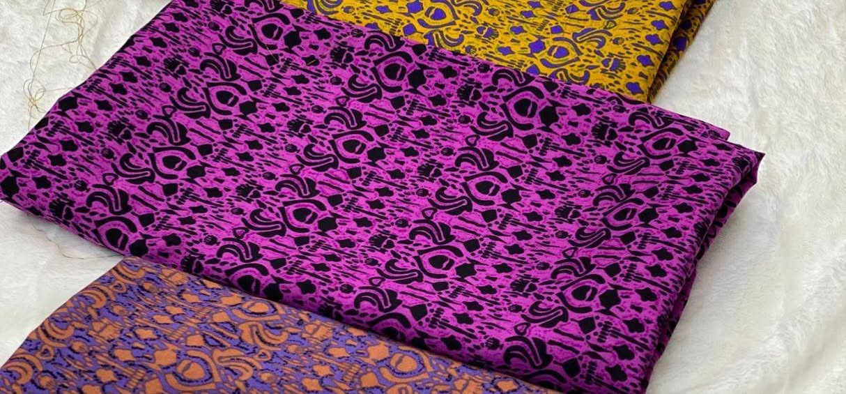 سلام عليكم عيني قطع للبيع كشمير الايطالي مترين ونص سعر القطعه 6 الي يحب يحجز ع وات عدنا توصيل محافظات وكركوك *********** ع وات
