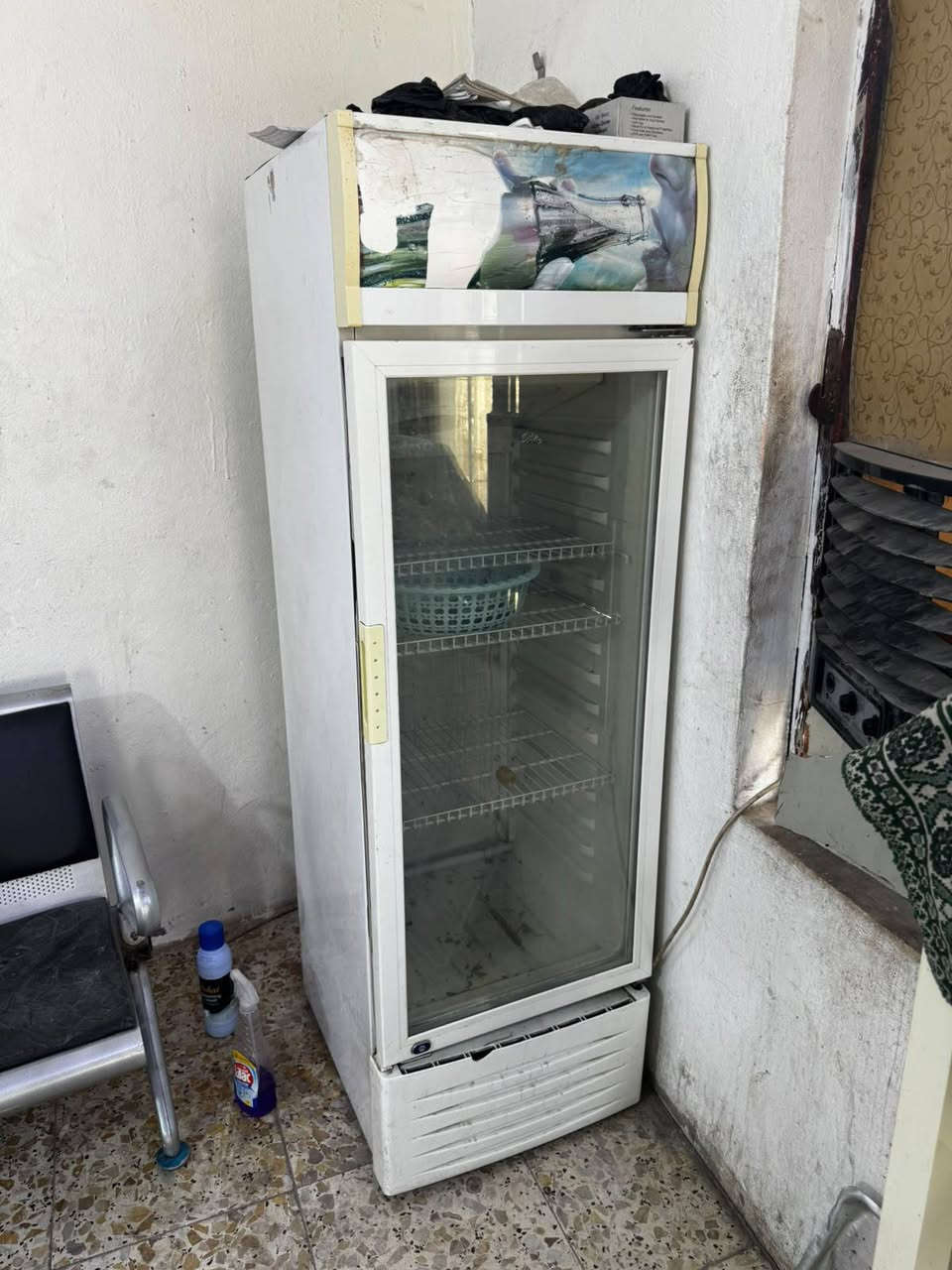 السلام عليكم غراض محل كصابه البيع الزعفرانية شارع سيا هاشم رقم الهاتف ***********
