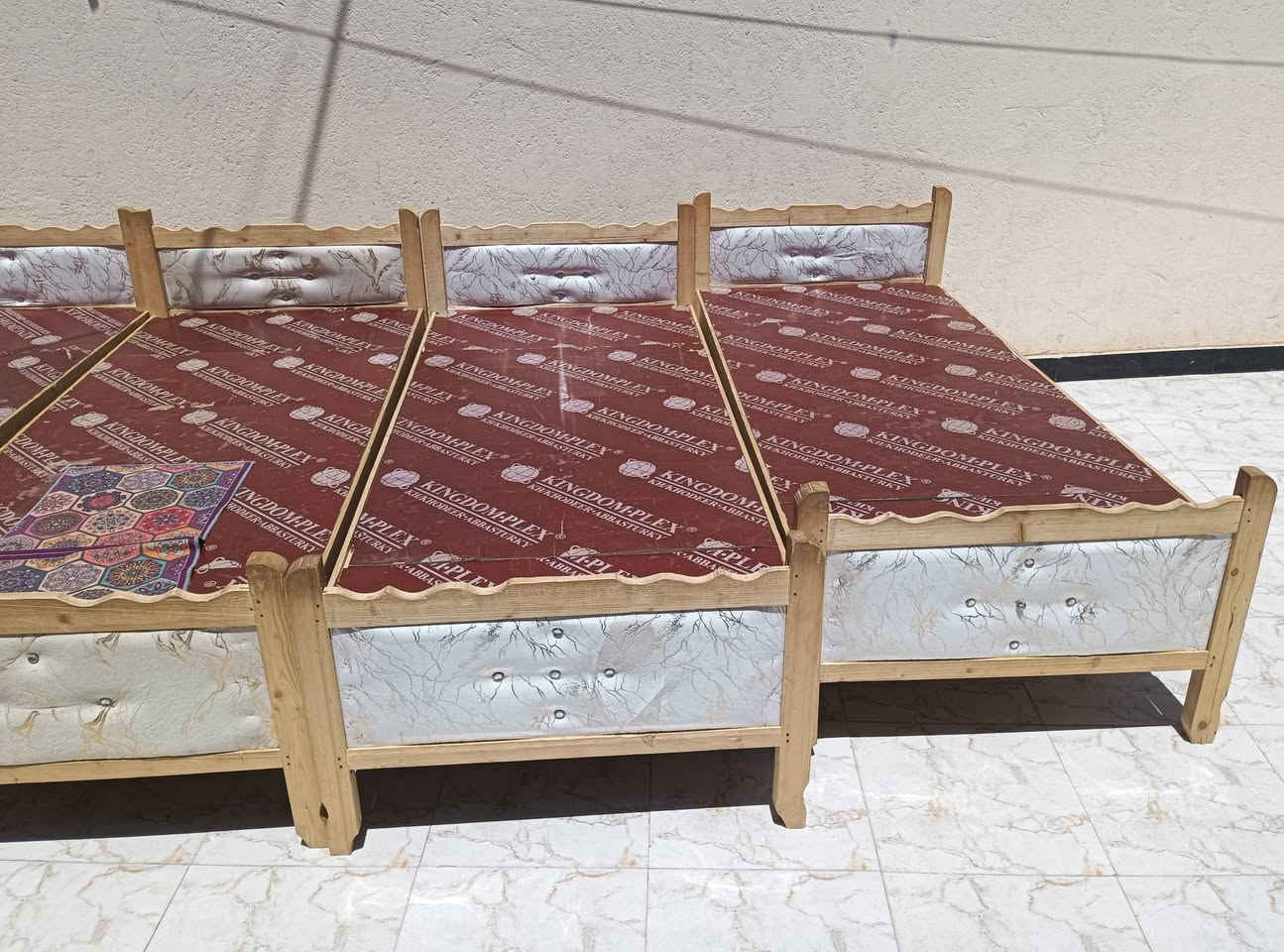 سلام عليكم جرابي تزكام البيع عدد 4 سعر 250شاشه بلازمه،سعر 80 مكاني القاسم حولي ***********
