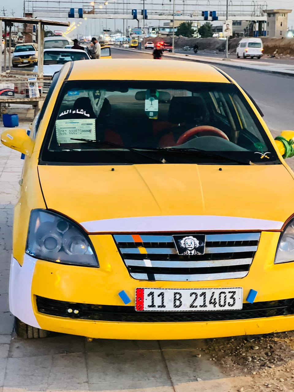 سلام عليكم سياره شيري للبيع كير ومكينه كورله تخم تاير جديد حداديه خير من الله تحويل مباشر سنويه 30 مكان بغداد رقم الهاتف ***********
