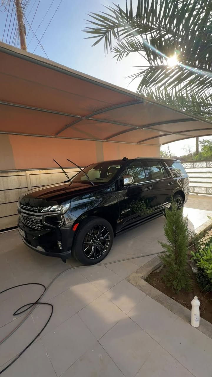 السلام عليكم

تاهو للبيع 

●موديل : 2024 

●فئة :بريمر يعني شكو مواصفات بالك موجود بيها

●اللون : اسود

●رقم : بغداد 

●الممشى : 43

●حالة السيارة : مكفوله بعدها عل وضع شركة 

●مكان السيارة : بغداد 

●المواصفات: راح اكتب نبذة بسيطه عليها لان هواية

داخل بلون مميز عسلي

جكات 

كامرات 360⁰ + نقاط عمياء 

رادارات 

بانوراما 

كشنات جلد 

كشنات كهربائيه بالكامل 

كشنات تدفئه وتبريد + كشنات خلفية كذلك

كشنات خزن ب اكثر من وضعية

سترين تدفئه 

مري قلاب 

داتشو

وضعيات قيادة مختلفه 

عداد ديجيتال 

شاحن هواتف وايرليس(لاسلكي)

مداخل تايب سي و USB بكل أنحاء في داخل 

واكيد الدخول ذكي ابواب بصمة + صندوق كذلك

ميزة فتح واغلاق صندوق بالقدم من أسفل

مري داخلي (الوسط) كامره 

دوسات كهربائيه 

وغيرها من مواصفات بعد بيها هواية 

السعر / 615بيه  مجال 
●للمزيد يرجى الاستفسار 

***********
