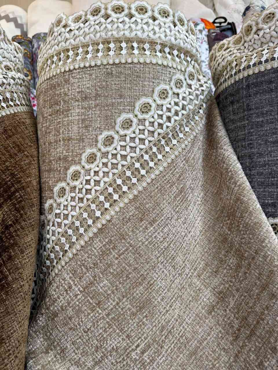 مفرش تخم امتار مانع تزحلق سعر المتر ٦٠٠٠ للطلب والاستفسار التواصل على الخاص او واتساب ٠٧٧٥٨٤٩٢٣١ يوجد توصيل جميع المحافظات


**إذا كنت صاحب هذا الإعلان وتريد حذفه لأي سبب، رجاءا أرسل رسالة إلى الدعم الفني**