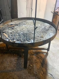 غراض كامله مال مشروع بيع وشوي السمج للبيع بسعر مناسب جدا شوايه كبيره  ...