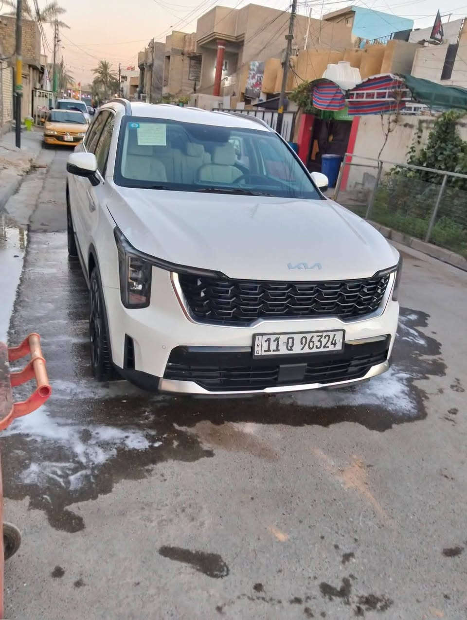السلام عليكم كيا سورينتو موديل 25 دبل كاميرا ويل 20 داتا شوب كشنات كهرباء سياره مقبوله سته سلندر عنوان بغداد سعرها 290 وبيها مجال..***********
