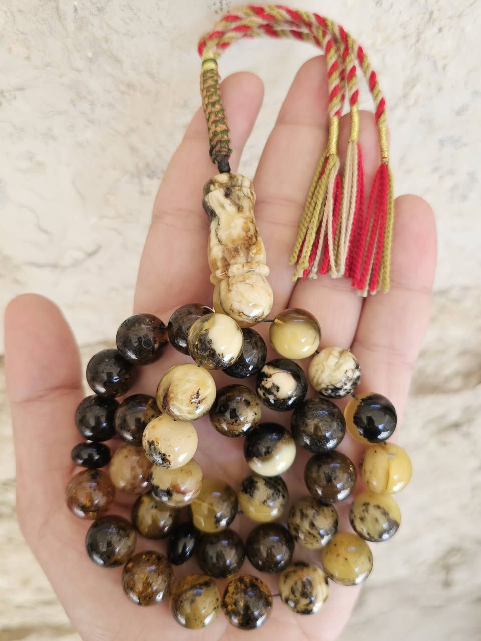 كهرب كلنگرادي حر طبيعي علاجي حجر ومچروخ مكفول👑شاهد جبس معرك عسلي منوصف🥛 الخرز كم خرزة أوريو گيمر وعسل و خرز أسود شوائب عسلي  بديعة🥛🍯👑 ألوزن ٧٢ غم و٣٥خرزة خشنة وكركوشة خليجي 👑
 ألسعر عرض رمضان🌙 تحت الكلفة ٢٠٠ ألف دينار قفل🌙 اقل من ٣ ألف الغرام ودينباع ب 6 و 7 دولار 👑🥛🌙 ألتوصيل مجاني لكل العراق 🥛🍯وتس اب ***********
