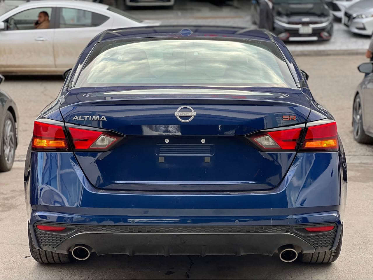 𝟐𝟎𝟐𝟒 𝐍𝐈𝐒𝐒𝐀𝐍 𝐀𝐋𝐓𝐈𝐌𝐀-𝐒𝐑

نيسان التيما (SR) موديل : 2024 

اللون : اذرق
سعر 145$ و بها مجال 

عداد المسافة : 33 الف ميل
حجم المحرك : 2.5L ( 4,سلندر )

ملاحظة السيارة : بنيد و جملغ صبغ بدون دواخل ارباك فقط ستيرن سيستم شركه

المواصفات : 𝐒𝐑

 بصمة ابواب 
بصمة تشغيل 
تشغيل عن بعد (𝐑𝐄𝐌𝐎𝐓𝐄 𝐒𝐓𝐀𝐑𝐓)
شاشة ايباد لمس
كــــاميــــرا 
اوتو ستارات (𝐀𝐔𝐓𝐎 𝐒𝐓𝐀𝐑𝐓)
اوتو ستوب (𝐀𝐔𝐓𝐎 𝐒𝐓𝐎𝐏)
رادار امامي (تحديد مسار)
رادار جانبي  (نقاط عمياء)
رادار خلفي (التحذير من الاصطدام)
حساسات امامي
حساسات جانبي 
حساسات خلفي 
نظام (𝐄𝐂𝐎)
نظام (𝐍𝐎𝐑𝐌𝐀𝐋)
نظام (𝐒𝐏𝐎𝐑𝐓)
كشنات جلد
كشنات كهربائي
تحكم استيرن
تبريد لمس 
تبريد مركزي 
لايتات (𝐋𝐄𝐃) ليد عدسة زينون بلادي
بكلايتات (𝐋𝐄𝐃) لید بلادي
ويل كروم 

‏‎تفاصيل اكثر الاتصال علی ارقام التاليه ‏

☎️*********** واتساب

‏‎عنوان📍اربيل اكر, نينوى
