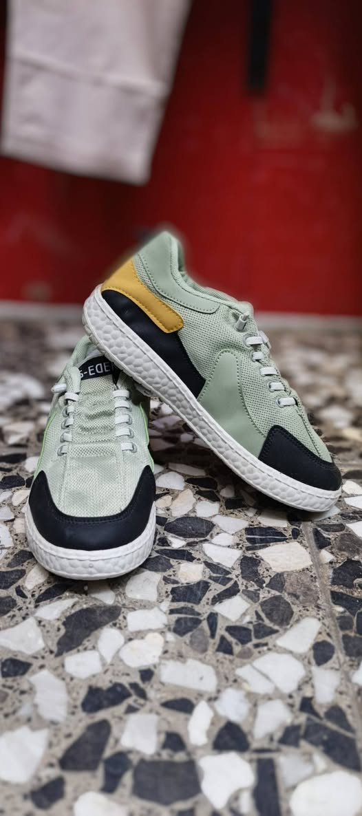 كل القطع 6 الاف بس ومتوفر توصيل لكافة المحافظات 
***********
