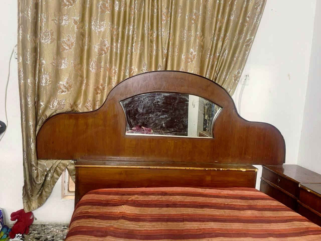 غرفة صاج سعرها 250 
بغداد التاجي


**إذا كنت صاحب هذا الإعلان وتريد حذفه لأي سبب، رجاءا أرسل رسالة إلى الدعم الفني**