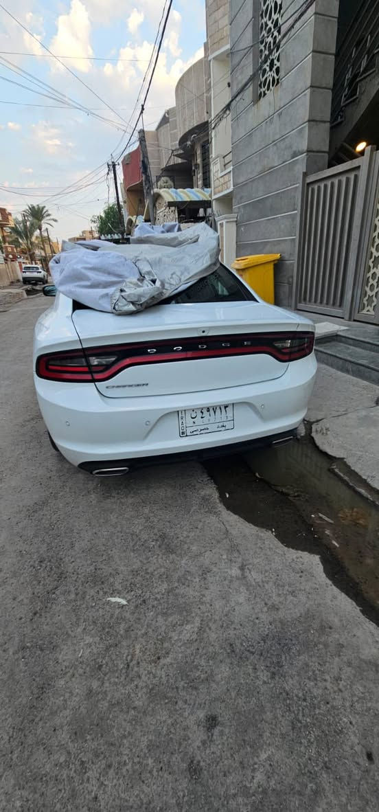 السلام عليكم جارجر موديل 2023 وكالة خليجي ماشية 20 الف مكفولة من كلشيsxt  مكانها بغداد. البياع   ***********
