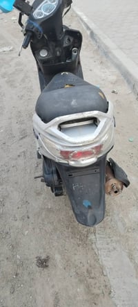 كامكو g4 سعر 250 وبيه مجال دراجه شغاله 07819904829