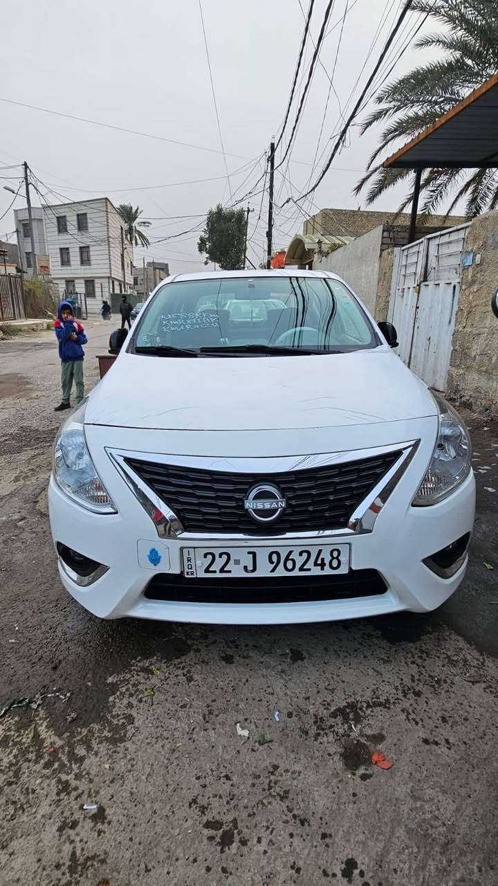 السلام عليكم نيسان صني هندي مديل 2024 رقم اربيل  ضمان سور 3 سنوات او 100 الف كيلو  (سياره ماشيه 26 الف) سياره زيرو على وضع الشركة دوشمه مالته البلادي. سبير مانازل بسمي تحويل ثاني يوم كفاله عامه (بيه طخه بل دعاميه او شخوط بل باب  فقط) لعنوان بغداد الحريه سعر 127 وبيهه مجال شي بصيط رقم ***********
