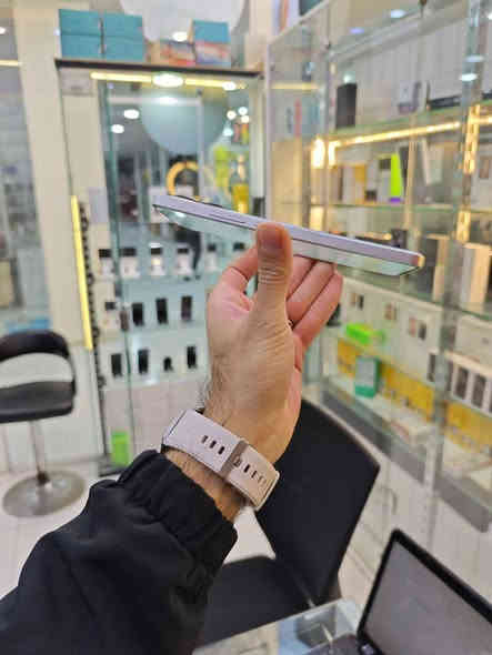 تەیارەکەی کۆمپانیای پۆکۆ ✈️😁😍

پۆکۆ ئێکس 6 پرۆ فایفجی ✅.
Poco x6 pro 5G ✅.

شاشە 6.67 بە کوالیتی 1220X2712
نوێبوونەوەی شاشەی 120 هێرتز
شاشە ئەمۆلید توانای پشاندانی 68 ملیۆن رەنگ هەیە لە چرکەیەکدا شاشە دۆلبی ڤیژن و HDR10 plus
شاشە 1800 نیت شەوق تیشکی بەر خۆر
3 سال ئەپدەیت شەریکەی بۆ هیت
پرۆسێسەری دایمنستی 8300 ئەلترای 4 نانۆمەتری
کامێرەی سەرەکی 64.8.2 فول ئێچدی بەرەو سەر 
کامێرەی سێلفی 16 فول ئێچدی بەرەو سەر
ڤیدیۆ 4K 
رام 12
میمۆری 512

نرخی 250 هەزار کەمێک مەجال✅

یوجد توصیل لکل محافظات

سلێمانی پشتی بازاری جەوازەکە بینای بازاری گەورەی مۆبایل دوکانی ژمارە 28
*********** ڤایبەر وەتسئەپ تیلیگرام گەیاندنمان هەیە بۆ زۆربەی ناوچەکان بۆ داواکردنی پەیوەندییم پێوە بکەن یان سەردانمان بکەن السليمانية
