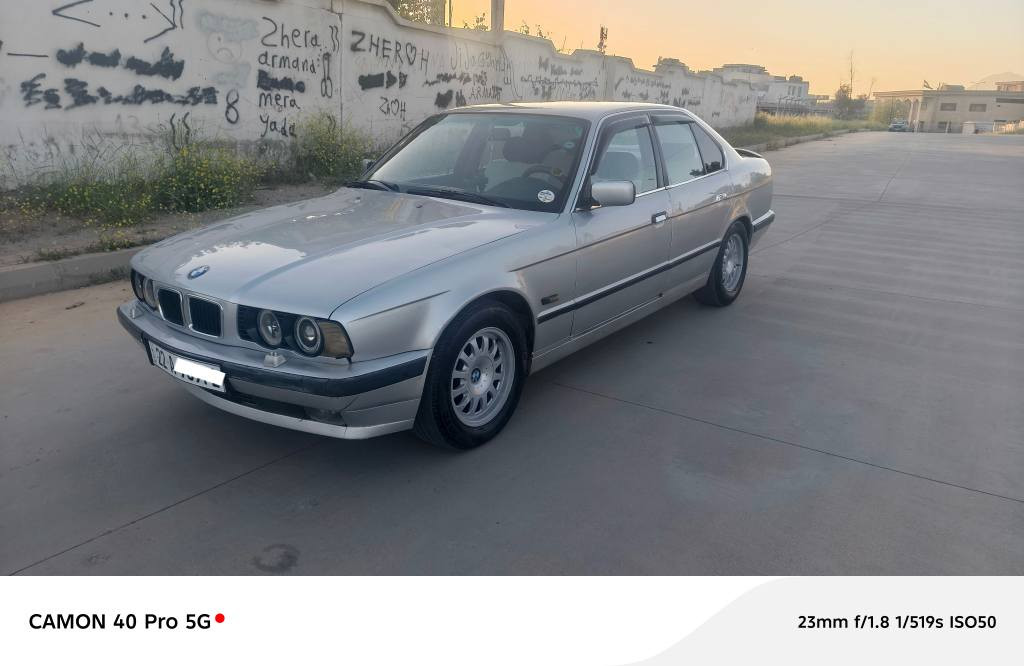 BMW-1993-525
بو فروشتن گيرو مةكينه بةشةرت كةپس ٤ تاية تازه تةبريد ساردو گةرم بي دعمو لي دراوه نوقساني نيه بي تةقةو رةقةيه بةشةرت تةحويلو غةرامه نرخي(57)مةعامةله  
لة سليمانيم(***********) السليمانية, العراق
