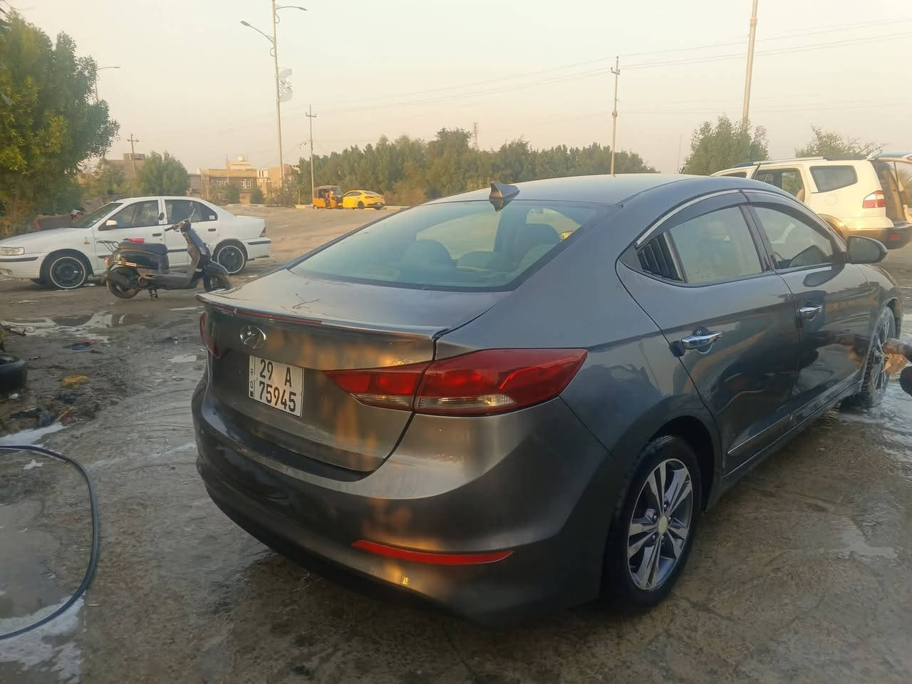 السلام عليكم النترا موديل 2017 وارد امريكي حادثه  قبق جنطه سنويا مجدده باسمي مكينه 2000 دوش السعر128 وبيها مجال مكان الكوت زين القوس ***********
