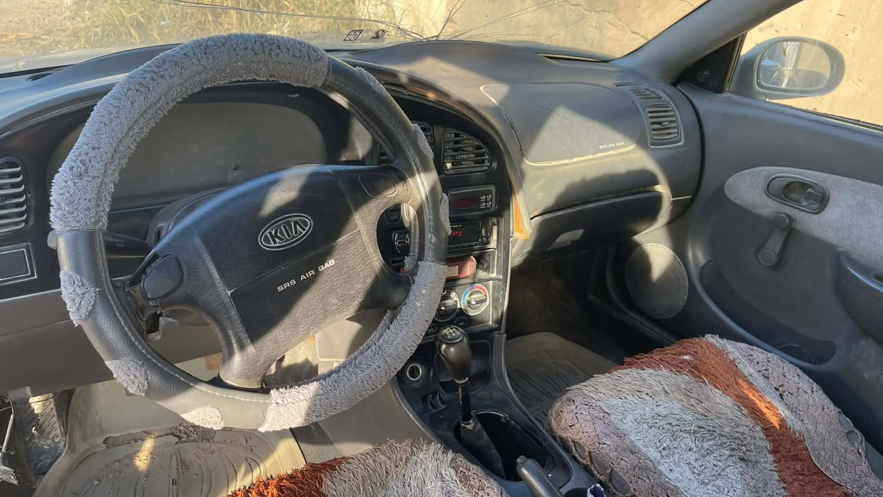 السلام عليكم للبيع كيا سبكترا 2001 رقم بغداد موازي مستلم بيها سنويه بس منتهيه المدة يراد تجديد للسنويه

- السيارة كير عادي - محرك كير كله تمام 
سعرها كلش مناسب • ( بـ22 ورقة ) وبيها مجال  مكان السياره صلاح الدين سامراء للاستفسار الاتصال على الرقم *********** 

-
