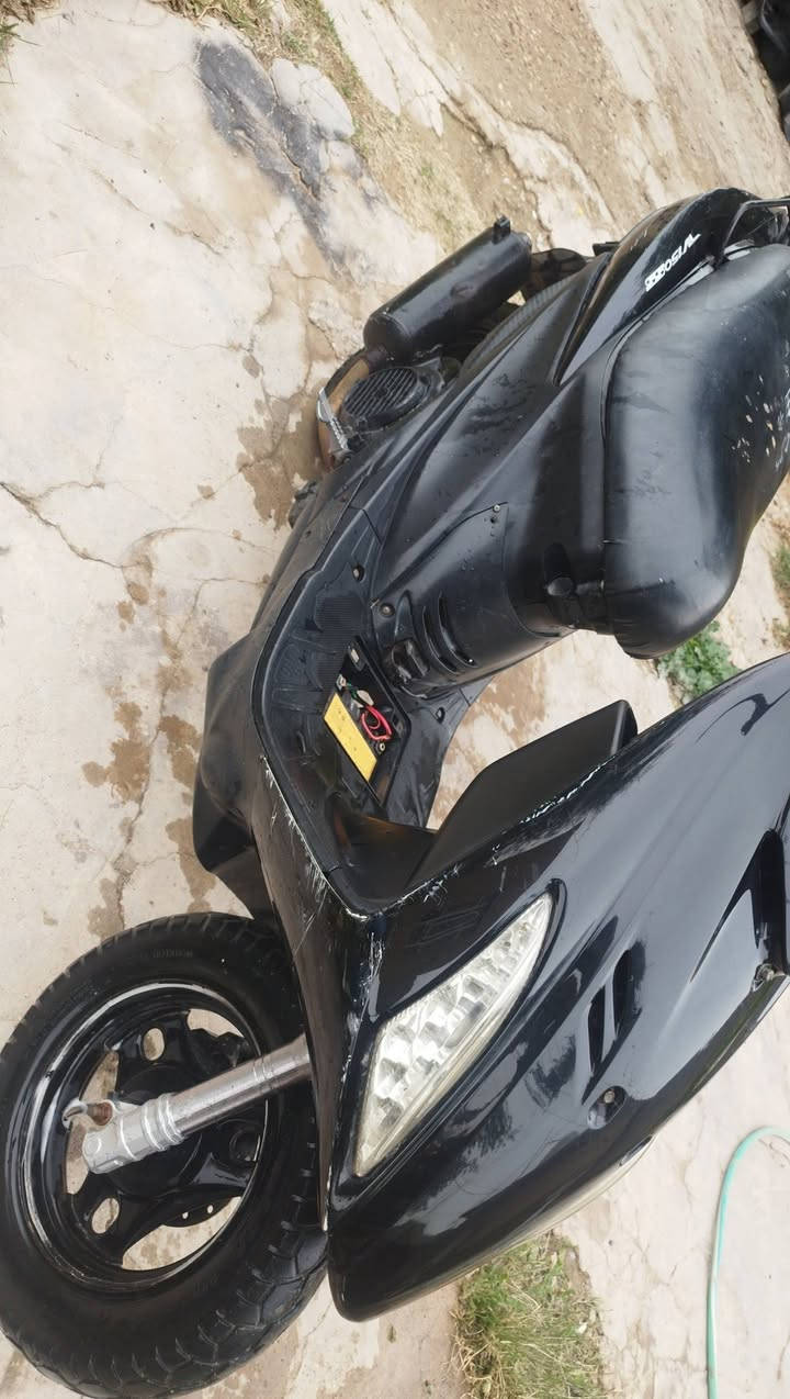 ادرس ماليزي نضيفه السعر 225 وبيه مجال للطيبين رقمي ***********
