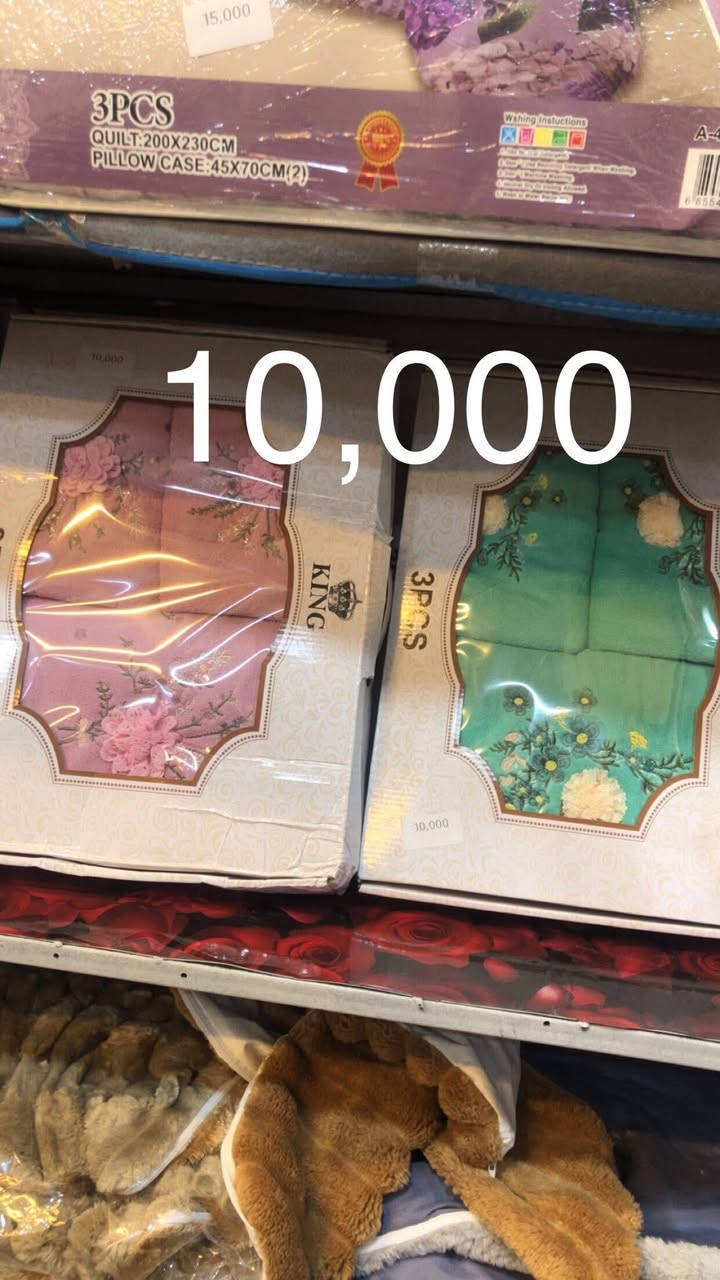 #مجمع_بيت_الاسرة_تم_وصول_بضاعه. 
#تخفيضات_ناااااااار 🔥🔥🔥.    
 
# تحطيم_بعالم_الأسعار 😍 ‏￼
العنوان -رمادي  -شارع عشرين فرع مقابيل  حلويات العيد رقم هاتف ***********  
الاسعار داخل كل صور يوجد خدمه توصيل
