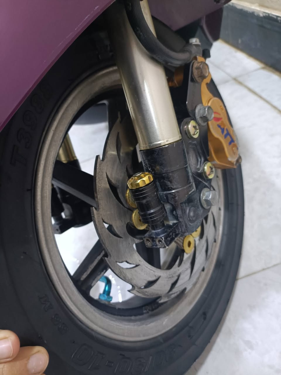 ويل نجمه مقفل نضيف مكفول عواج وشمره تنفيس بي كصب رياضي سمائي سعر خاص
رقمي ***********
