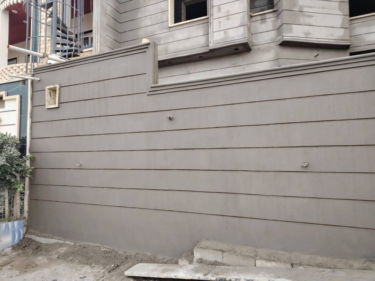 لسنى الوحيدين لكننى الافضل
لبخ سمنت درجه اولى
لبخ عدل ونقش ملكي 
اسعار مناسبة  وشغل درجة اولى 
متواجدين في العلم  وتكريت والرزق على الله 
***********
