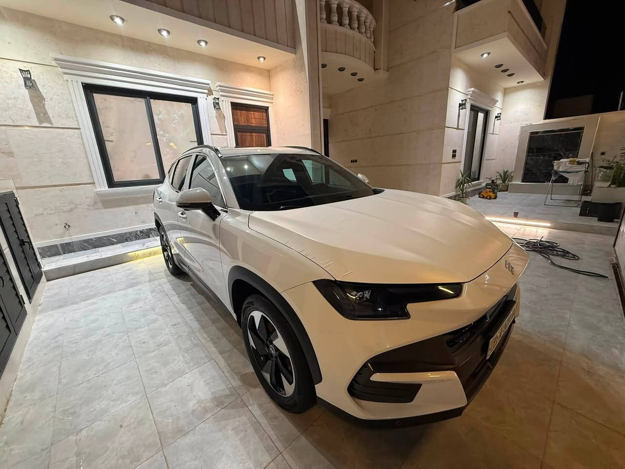 السلام عليكم
للبيع جيتور L6
الموديل 2024
ماشيه 15000
بانوراما
كشنات حار وبارد وكهرباء وخزن ميموري
فول كامرات من كل الاتجاهات 540
بعدها بضمان الشركة
كفاله عامه مابيها لاطخه ولاشخط سياره نظيفه كلشش
السيارة فول مواصفات الجام  عليه عازل حراري ونانو سيراميك
رقم بغداد وباسمي
***********
هذا رقمي
