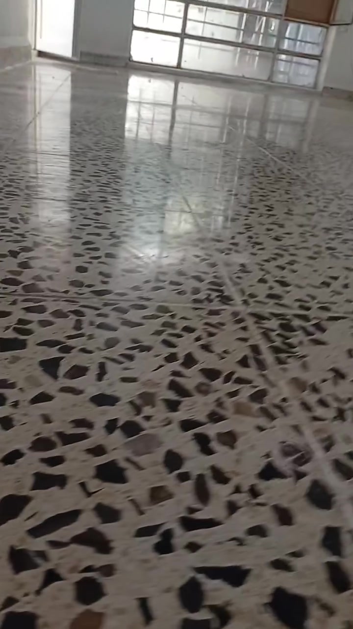 السلام عليكم جلي كاشي خام موزايك مرمر جديد قديم سيراميك صب كل انواع كاشي تنضيف تلميع تعديل للستفسار رقم ***********كركوك
