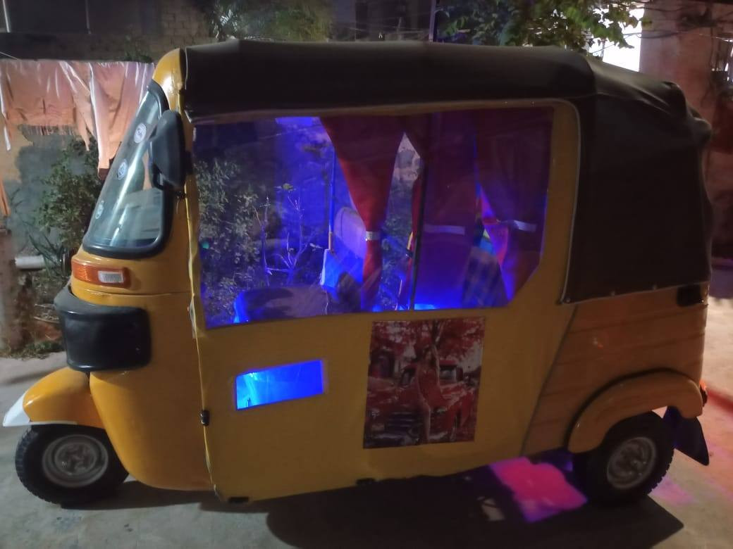 تكتك 18 للبيع تحويل ثاني يوم بسمي رقم انكليزي مكينه ناعمه صدرها جديده معمره جديد سعرها 5200 وبيها مجال مكاني ديالى بعقوبه التحرير ***********
