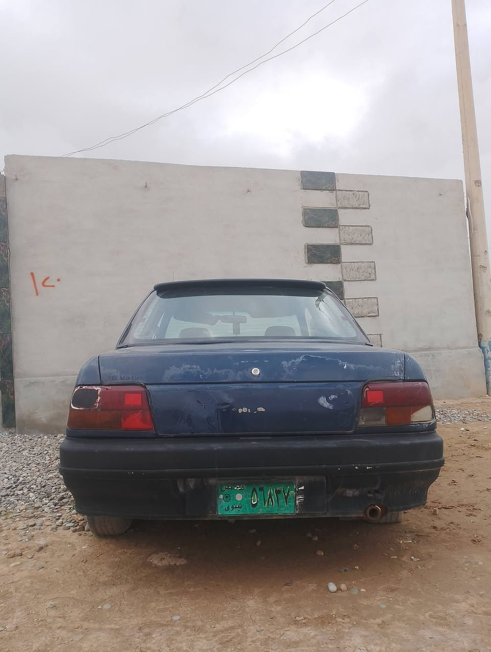 سياره سنويه واجهه بيها رقم اخضر يعوزها باتري وشغاله البيع ب8اوراق وبيها مجال بسيط بيع مستعجل إذا مو شراي لاتخابر ***********
