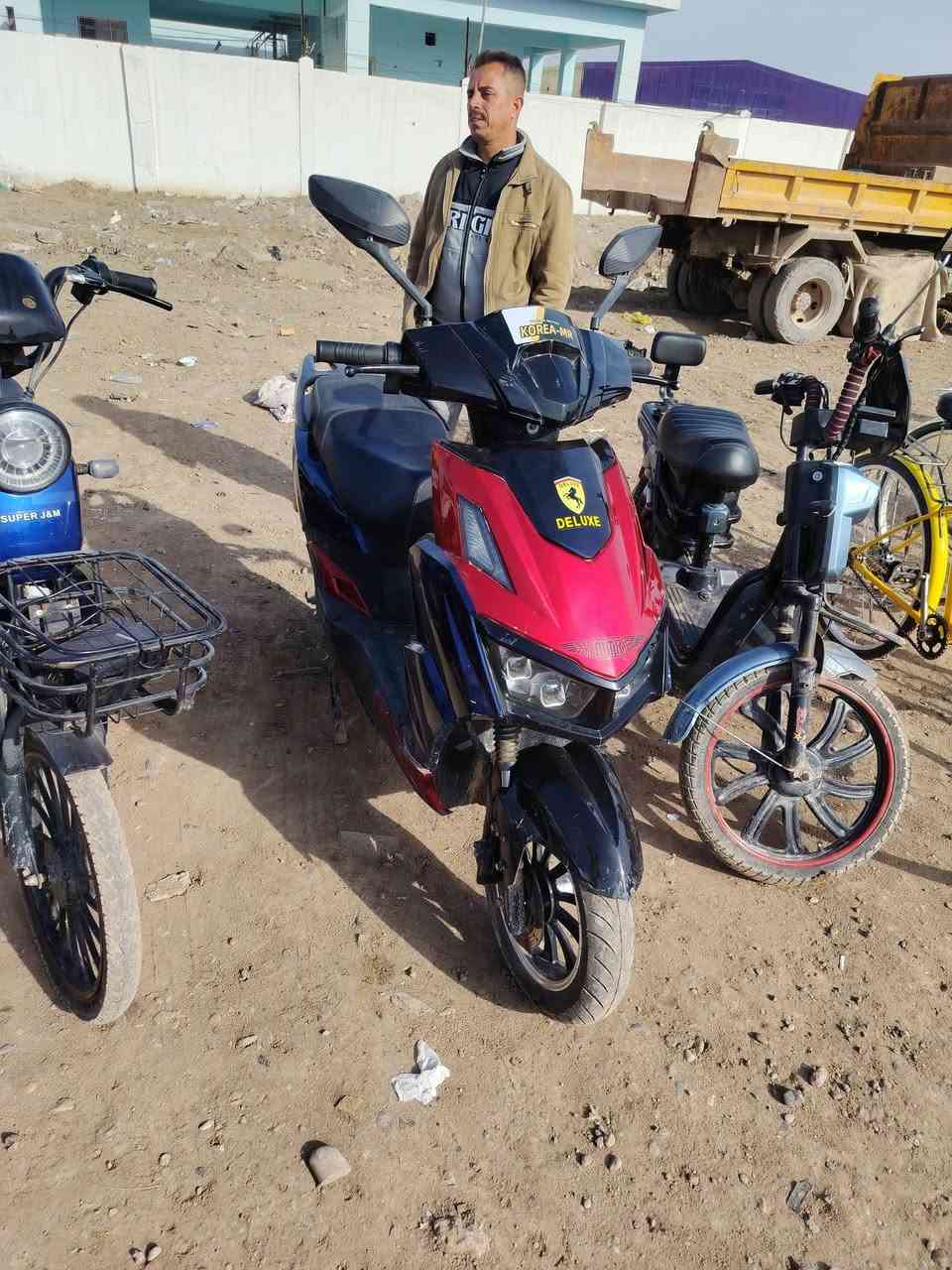 السلام عليكم شباب ماطور للبيع سكنس حج ١٢ بطاريات نظيفات
العنوان بغداد ابو غريب قرب مستشفى ابو غريب
الاستفسار *********** السعر ٤٥٠ بيها مجال
