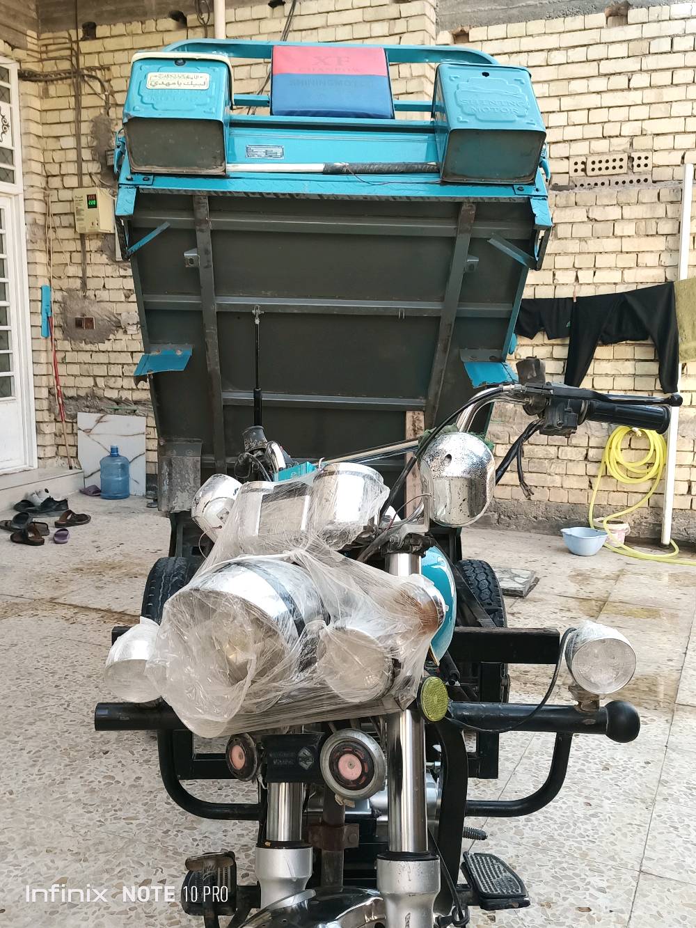 السلام عليكم ستوته 23 للبيع نضيفه محرك مامفتوح فحل 4 براغي كهربائياة جديده سعر 2.700  عنوان كربلاء الامن الداخلي  متواجد واتساب