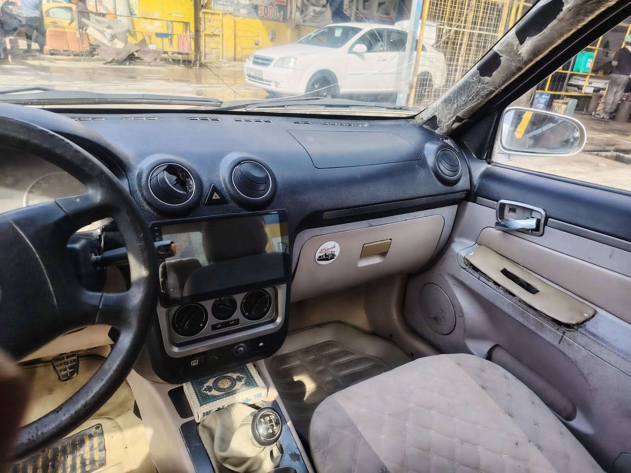 سي كي للبيع رقم قادسيه مداور ثاني يوم وكاله بسمي مكينه وكير خير َن الله كهربايات كامله حداديه جديده 25 وبيها مجال قليل ***********
