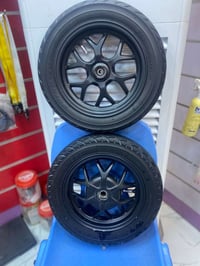 تاير ويل • نجف نصر • اكسسوارات