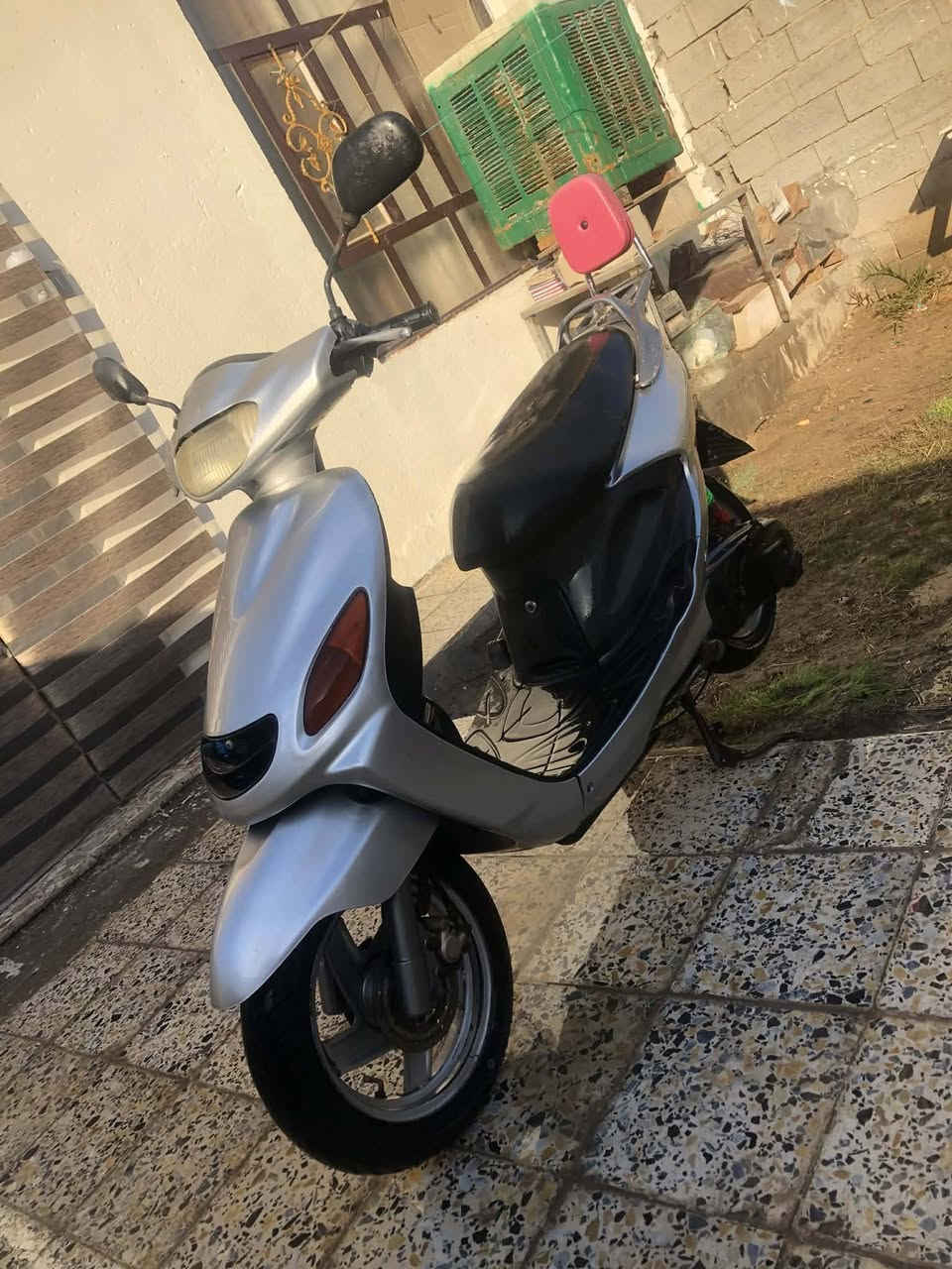 السلام عليكم دراجات اثنين اكزز ياباني فحل نظيفات وحدة كاملة وحده بيه خلل بالضفيره
الرصاصي كامله والسوده بيه خلل بالضفيره التواصل خاص


**إذا كنت صاحب هذا الإعلان وتريد حذفه لأي سبب، رجاءا أرسل رسالة إلى الدعم الفني**