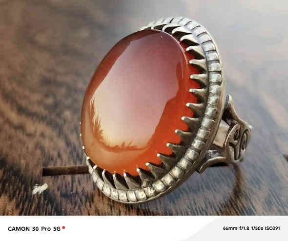 عقيق يماني 
اسعار مناسبة
تواصل خاص واتساب يوجد توصيل
***********
