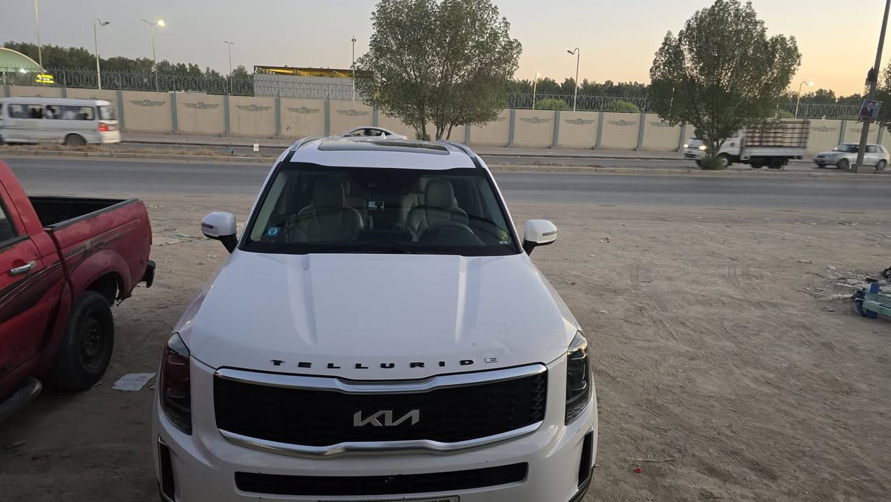 عندي تلورايد ٢٠٢٢ اريد مراوس بموديل احدث لون ابيض وانطي الفرق سياره باسمي ضربته خفيفه جاملغ وربع من الباب


**إذا كنت صاحب هذا الإعلان وتريد حذفه لأي سبب، رجاءا أرسل رسالة إلى الدعم الفني**