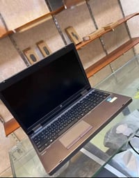 كور i5 • ٤ جيجا رام • شاشة ١٥٫٦ بوصة