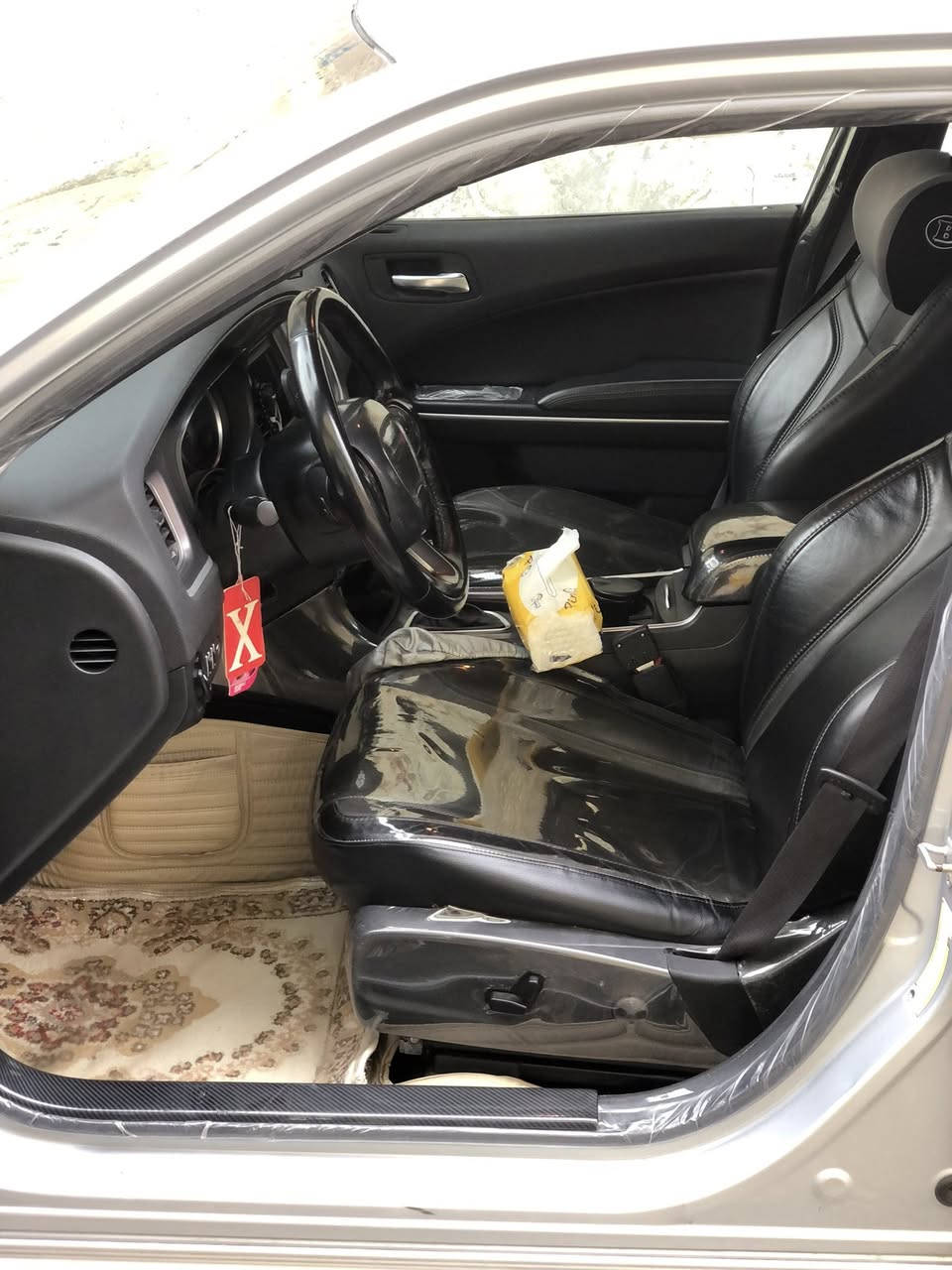 سلام عليكم سيارة جارجر
للبيع 2022 فول موصفات sxt
سيارة كلين نضيفه حيل
ماشية 160m
موصل
رقم الهاتف ***********
