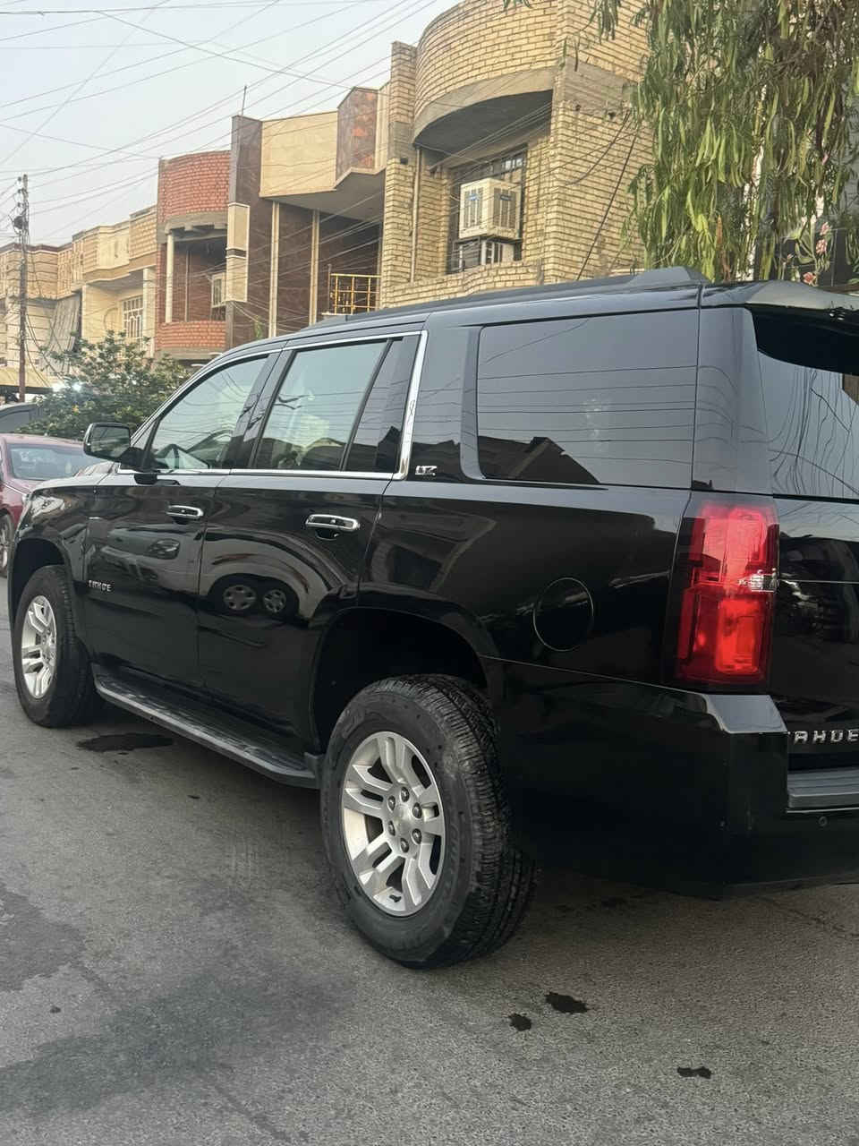 السيارة LT1فول مواصفات بدون ايرباك
المواصفات                       

٨سلندر 5300

سلايد(فتحة قمارة)

كراسي جلد اصلي

كراسي اثنين كهرباء

كراسي هزار(عند اقتراب السيارة من اي شي)

كرسي خزن(ميموري)

كراسي(تدفئة)

كراسي خلفية كهرباء

كراسي خلفية تدفئة

سكليتر كهرباء وخزن 

تبريد خلفي شاشة

رادار

كروس سرعة

خمس بصمات

فول تحكم استيرن(جهتين امامي+جهتين خلفي)

استيرن كهرباء

استيرن تدفئة

شاشة عرض الاعطال

صندوك كهرباء(شفط)

فتح صندوك تلقائيا عن طريق القدم

نظام السير على الخط

دبل كير(عادي+اوتوماتيك)

دبل حساس(امامي+خلفي)

فور ويل

شاشة امامية كبيرة اصلية

شاشة خلفية DVD اصلي 

تشغيل عن بعد

قاصة سرية

دوسات كتابة CHEVROLET

اشارة بالمري

#نقطة_عمياء

لد امامي

سستم_صوت _BOSE

السعر 36000$

***********
